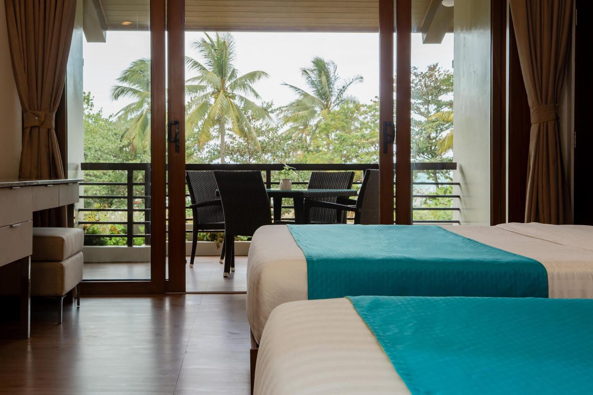 Solina Beach & Nature Resort Carles Exterior photo