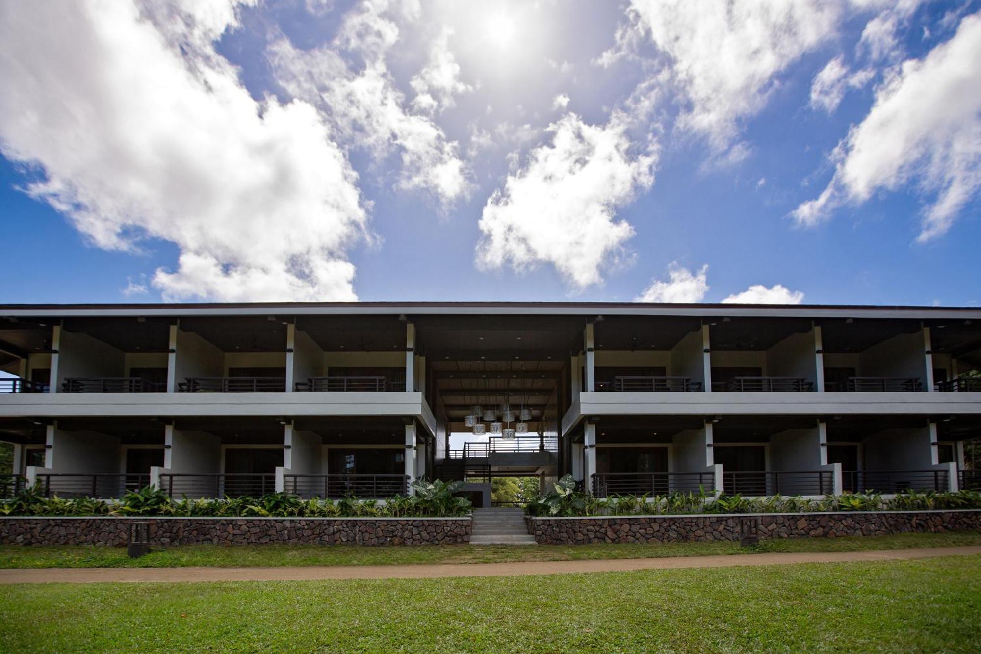 Solina Beach & Nature Resort Carles Exterior photo